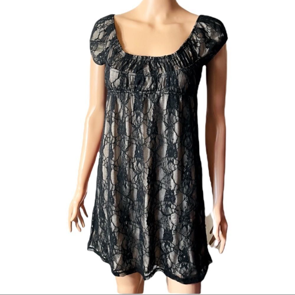BELLE DU JOUR Black Lace Overlay Empire Cut Dress SMALL